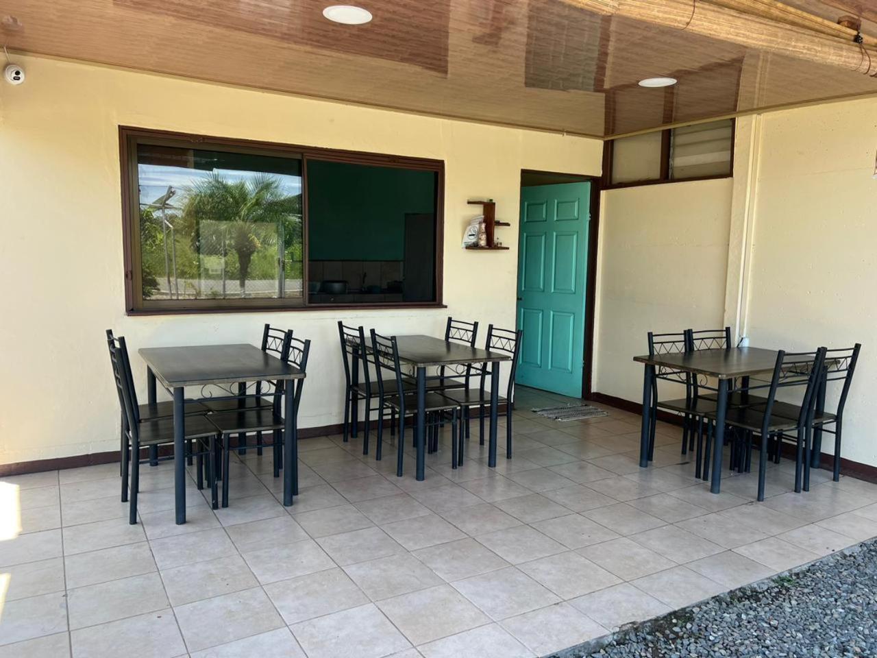 Cabinas Playa Bandera Parrita Exterior foto